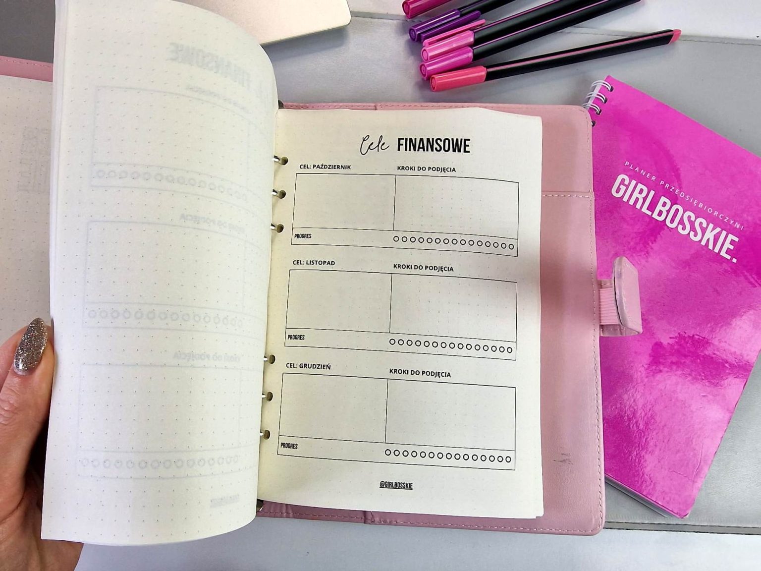 habit tracker kalendarz biznesowy 006 - Habit Tracker GIRLBOSSKIE - Kalendarz biznesowy 2025 do druku