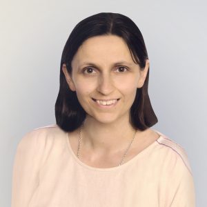 ANNA KARASZEWSKA kolor kwadrat 150dpi - Top 10 WWW Roku - poznaj finalistów Kursorów Roku 2025 Anna Karaszewska - finalistka Kursory Roku 2025, WWW Roku