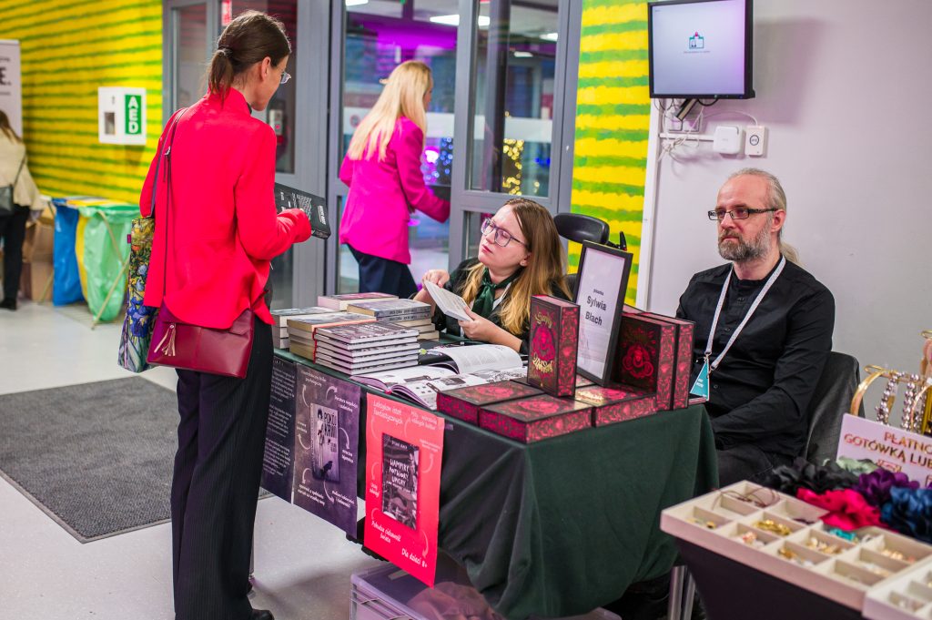 DSC0212 - GALA KURSORY ROKU i KONFERENCJA GIRLBOSSKIE POZNAŃ 2025 - Poznaj laureatki oraz laureatów!