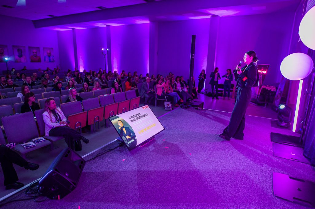 DSC1239 - GALA KURSORY ROKU i KONFERENCJA GIRLBOSSKIE POZNAŃ 2025 - Poznaj laureatki oraz laureatów!