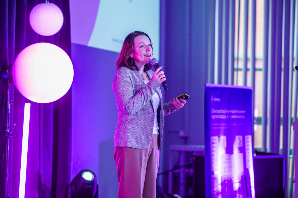 DSC1340 - GALA KURSORY ROKU i KONFERENCJA GIRLBOSSKIE POZNAŃ 2025 - Poznaj laureatki oraz laureatów!