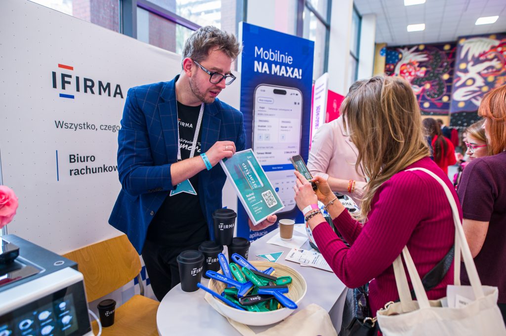 DSC1394 - GALA KURSORY ROKU i KONFERENCJA GIRLBOSSKIE POZNAŃ 2025 - Poznaj laureatki oraz laureatów!