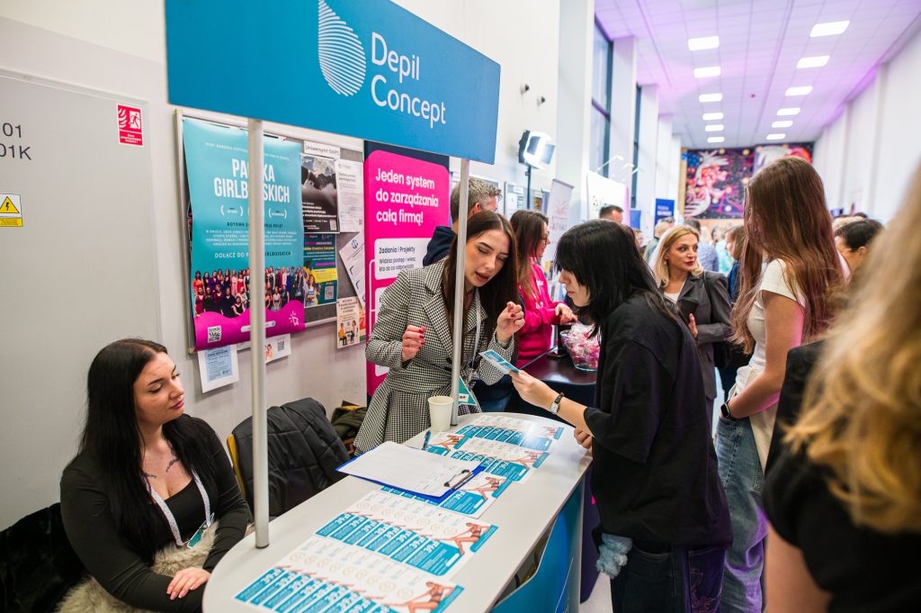 DSC1630 - GALA KURSORY ROKU i KONFERENCJA GIRLBOSSKIE POZNAŃ 2025 - Poznaj laureatki oraz laureatów!