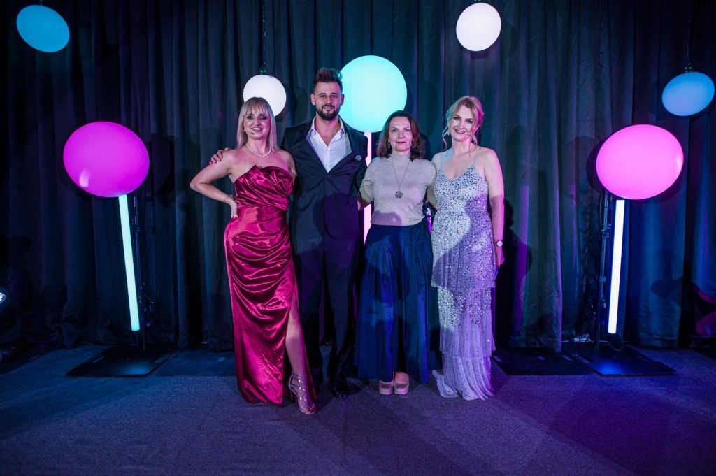 gala kursory roku 11 - GALA KURSORY ROKU i KONFERENCJA GIRLBOSSKIE POZNAŃ 2025 - Poznaj laureatki oraz laureatów!