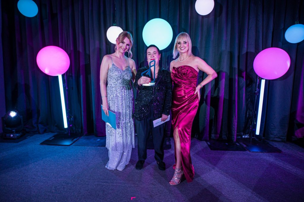 gala kursory roku 21 - GALA KURSORY ROKU i KONFERENCJA GIRLBOSSKIE POZNAŃ 2025 - Poznaj laureatki oraz laureatów!