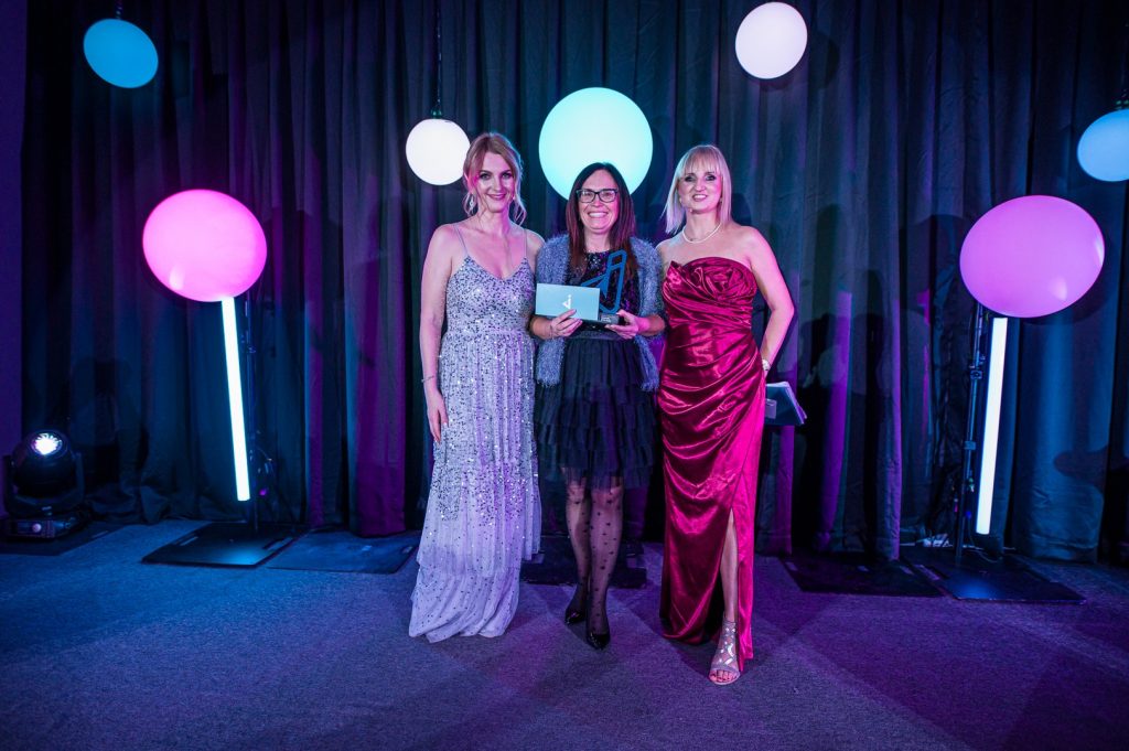 gala kursory roku 24 - GALA KURSORY ROKU i KONFERENCJA GIRLBOSSKIE POZNAŃ 2025 - Poznaj laureatki oraz laureatów!