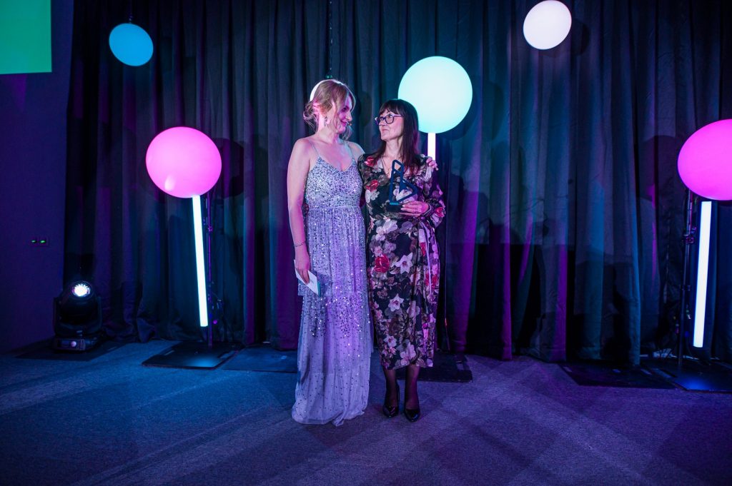 gala kursory roku 26 - GALA KURSORY ROKU i KONFERENCJA GIRLBOSSKIE POZNAŃ 2025 - Poznaj laureatki oraz laureatów!