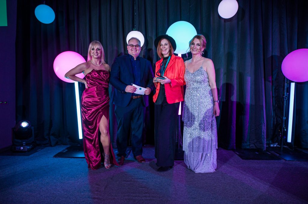 gala kursory roku 8 - GALA KURSORY ROKU i KONFERENCJA GIRLBOSSKIE POZNAŃ 2025 - Poznaj laureatki oraz laureatów!