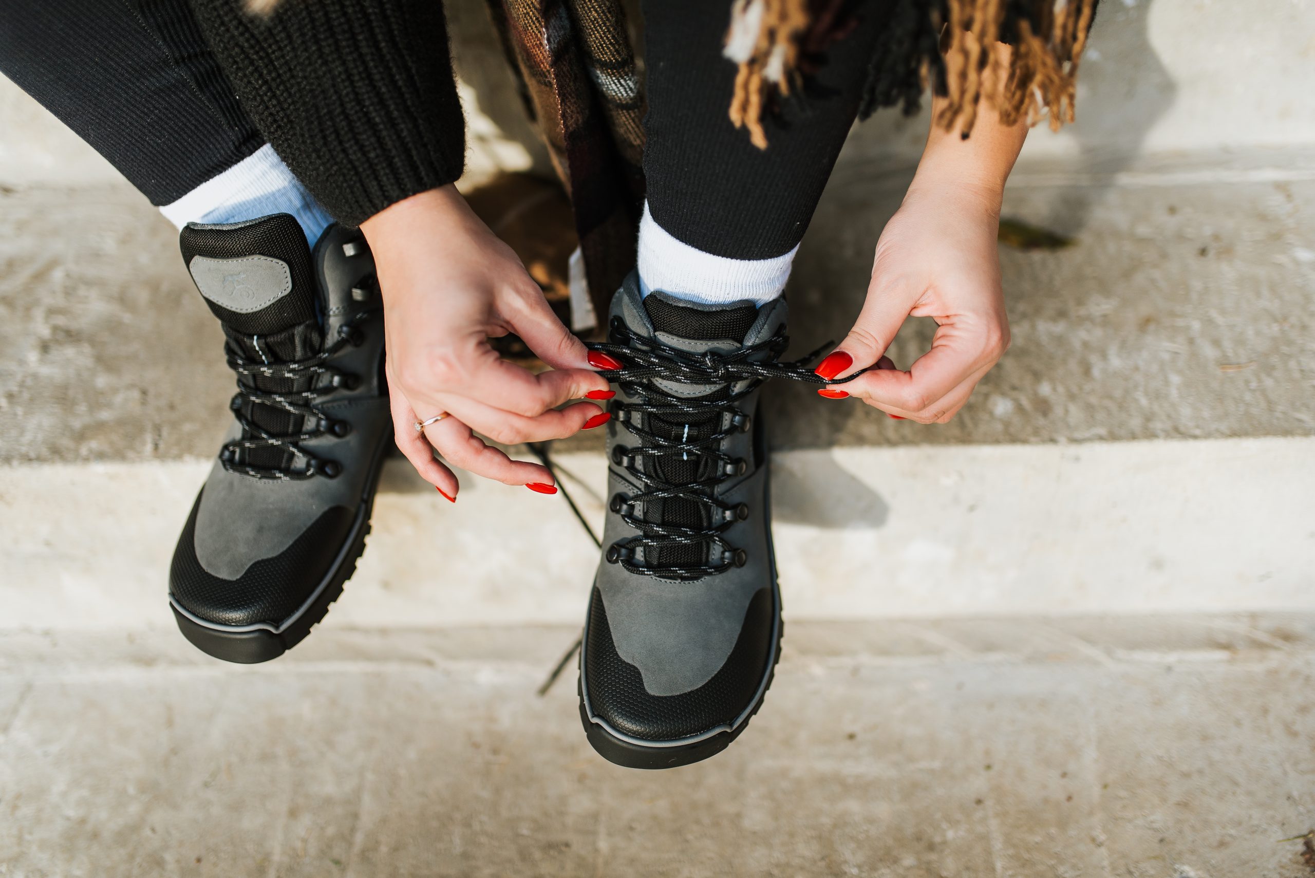 Buty barefoot damskie – naturalny sposób na zdrowe, silne i piękne stopy