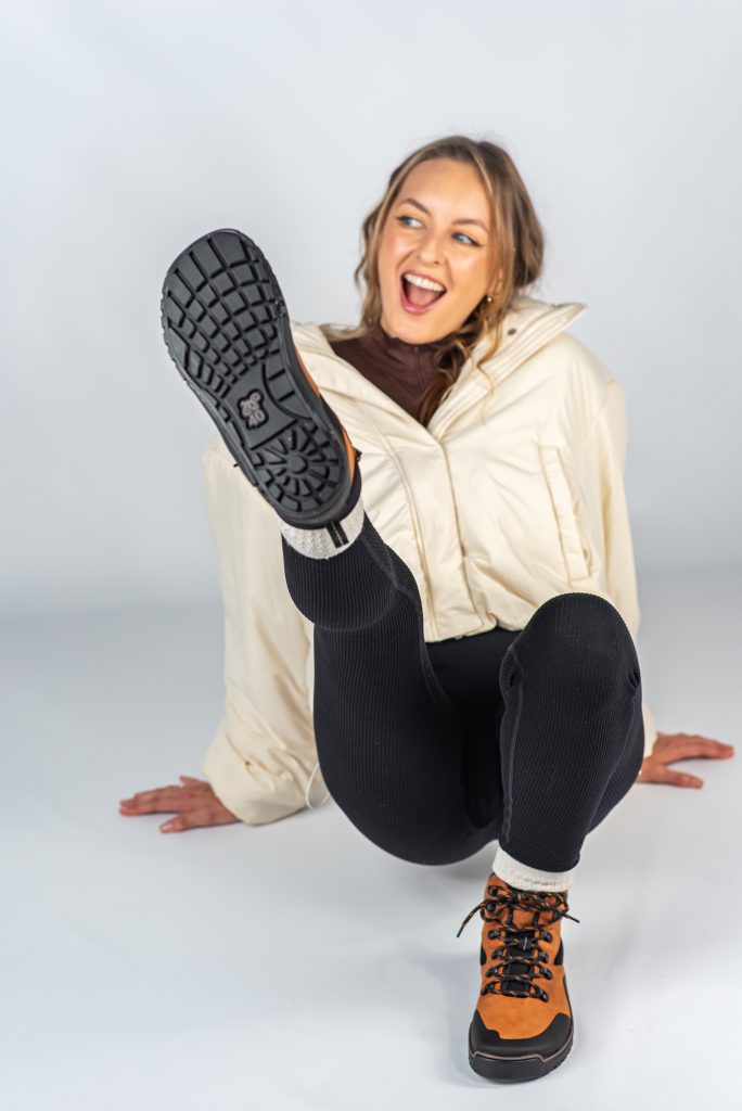 buty boso damskie2 - Buty barefoot damskie – naturalny sposób na zdrowe, silne i piękne stopy