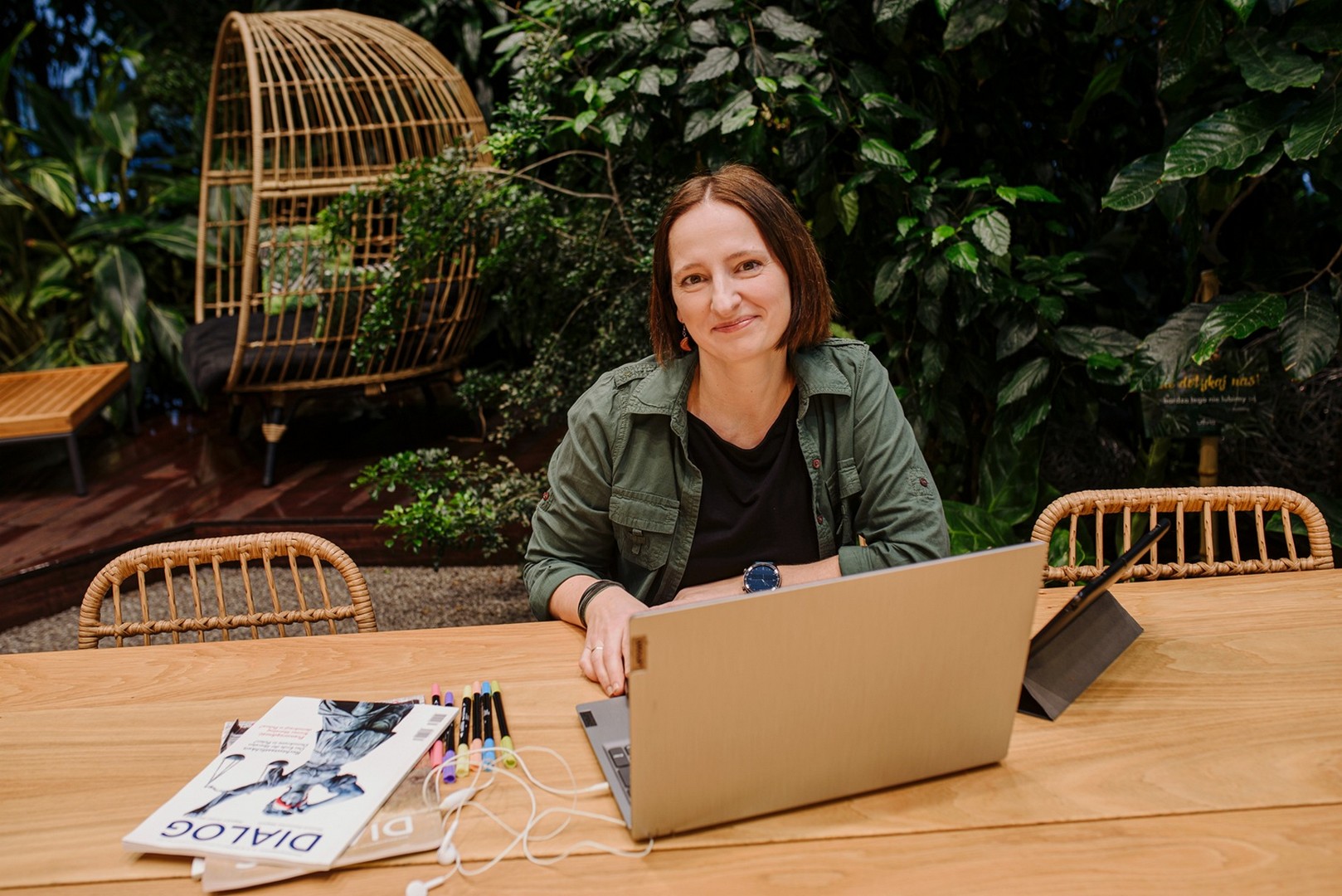 Od tablicy kredowej do interaktywnych gier – nowe technologie w edukacji języków
