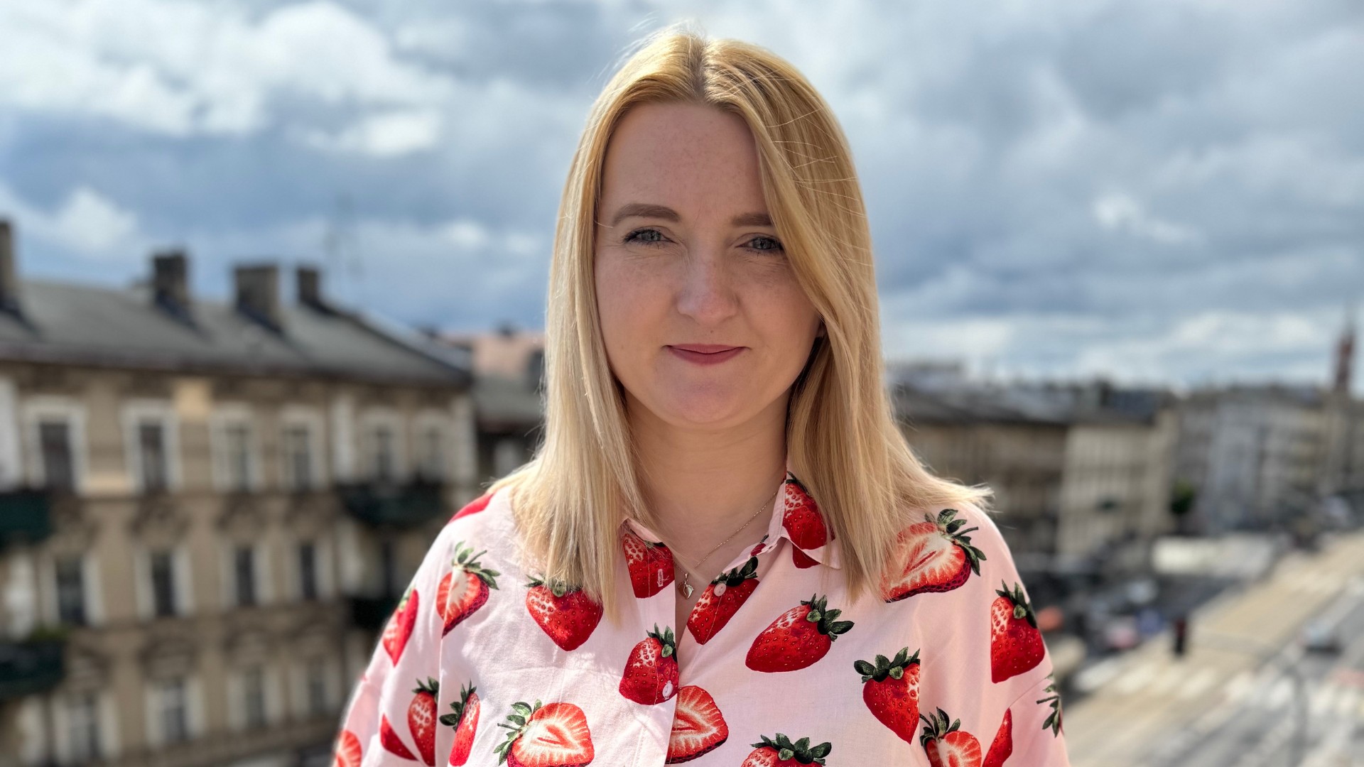 ANTI-ALGORITHM: dlaczego wygrają marki ludzkie, a nie idealne