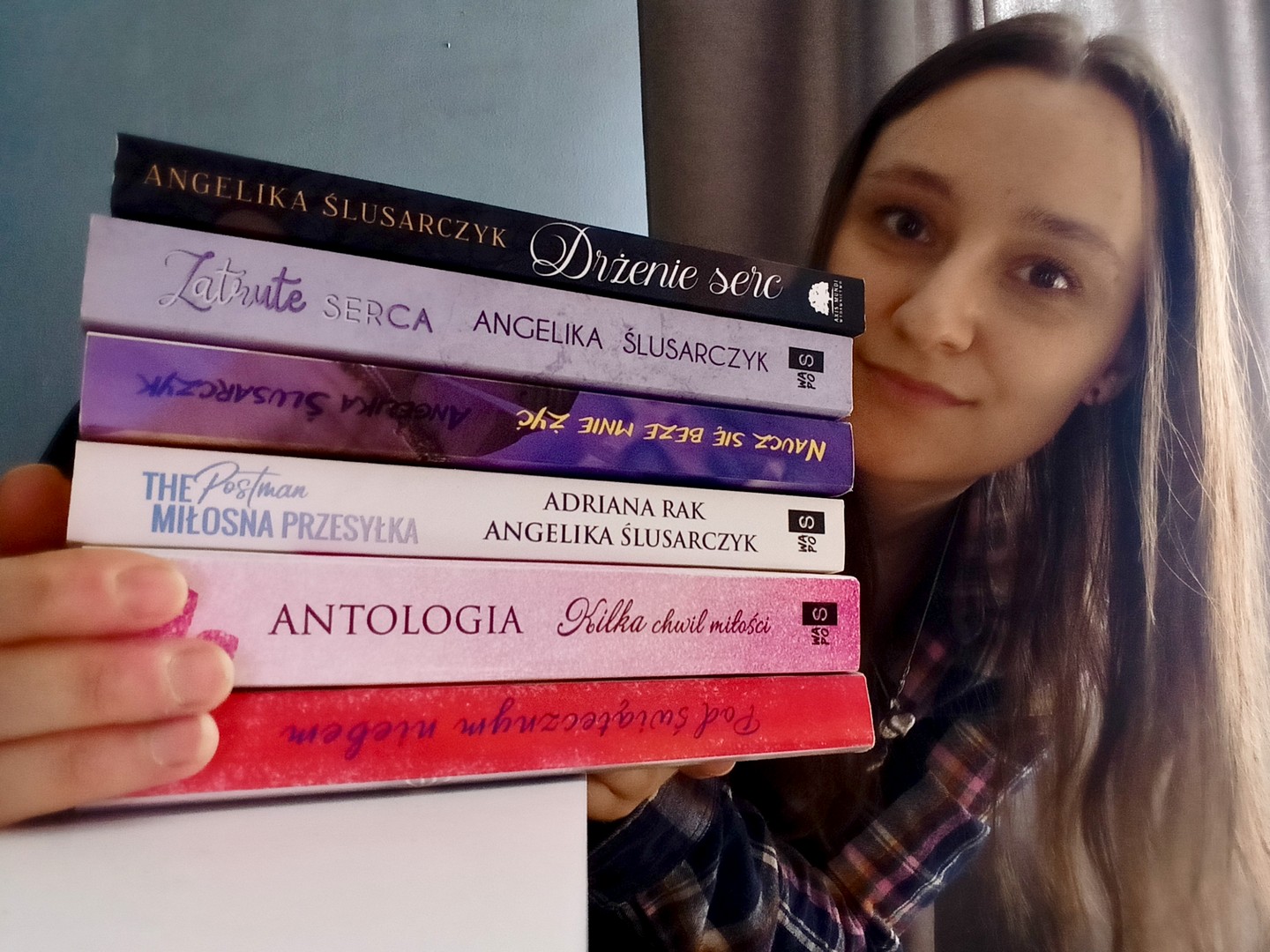 Z każdą kolejną książką nabieram pewności siebie – rozmowa z Angeliką Kusek