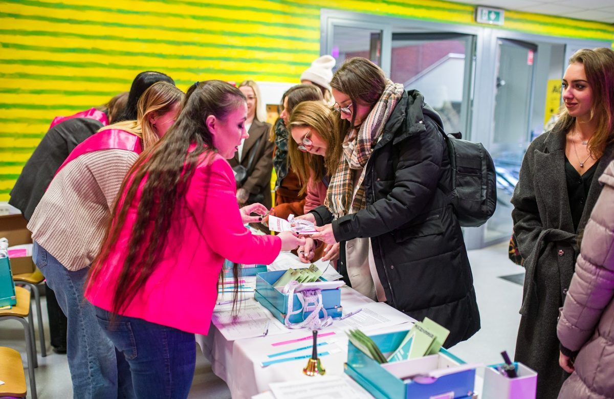 Marzec w Paczce: Branding, Marketing i PR